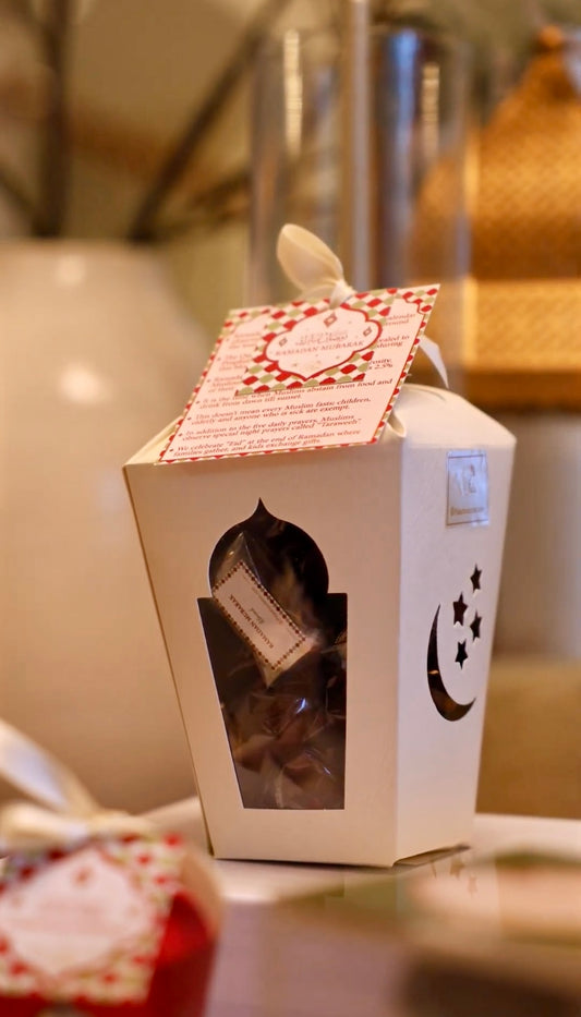 Covered dates lantern (1 lb)